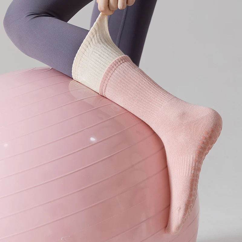 Amelia — Pilates-Griffsocken aus atmungsaktivem Baumwollmischgewebe - Image 4