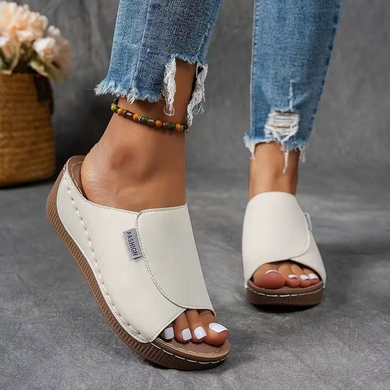 Bequeme Slides mit Fußgewölbeunterstützung – Einfarbige Damensandalen – Atmungsaktiv - Image 12