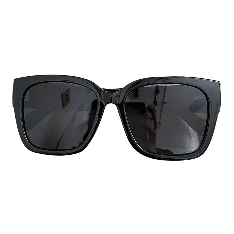 Heidi – Polarisierte Clip-On Sonnenbrille mit UV400-Schutz - Image 14