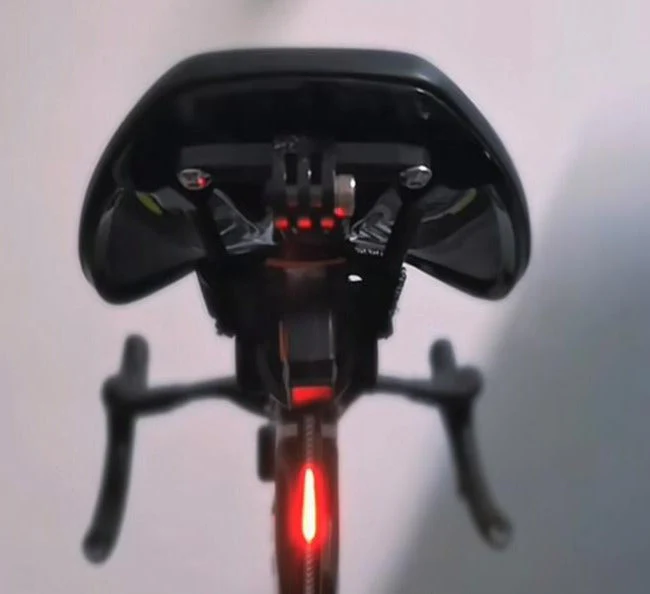 LED-Fahrradlicht - Maximale Sichtbarkeit & Sicherheit Bei Nachtfahrten | 1+1 GRATIS - Image 2