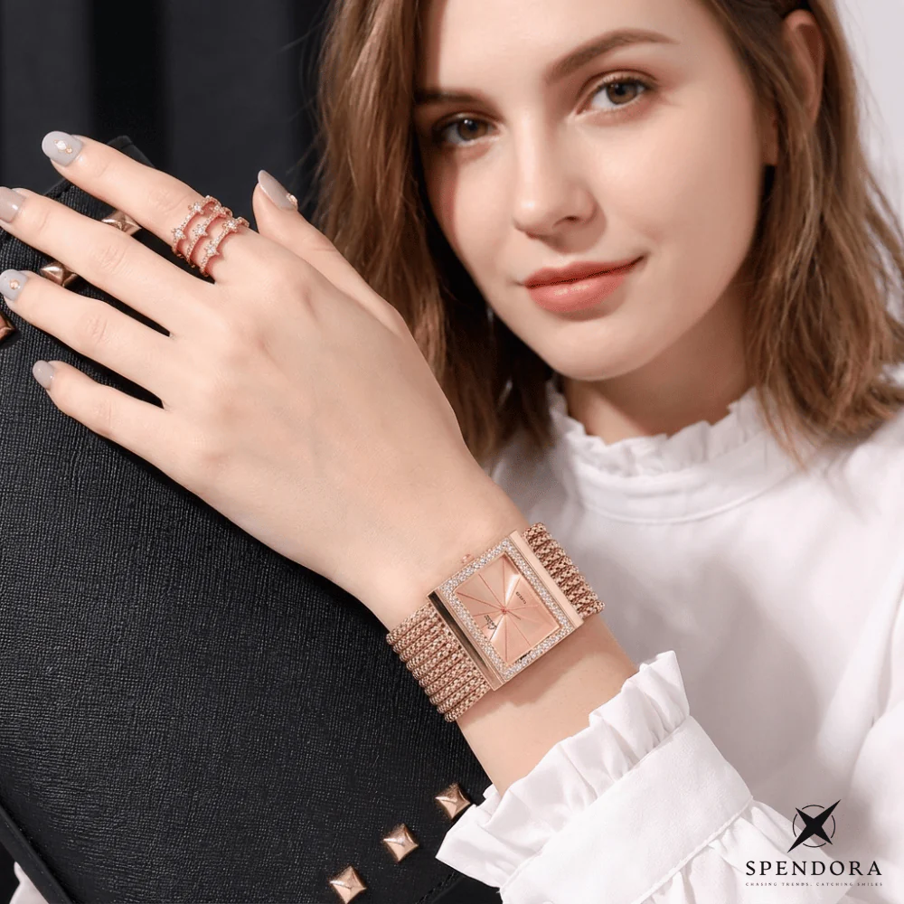 LumeaCharm — Strass Luxus Uhr | 50% RABATT