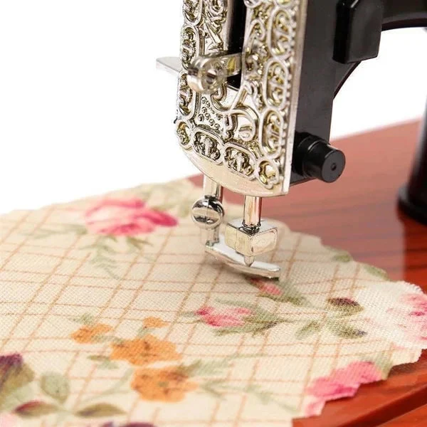 Miniatur-Melodienmaschine – Zeitlose Freude entfesselt - Image 4