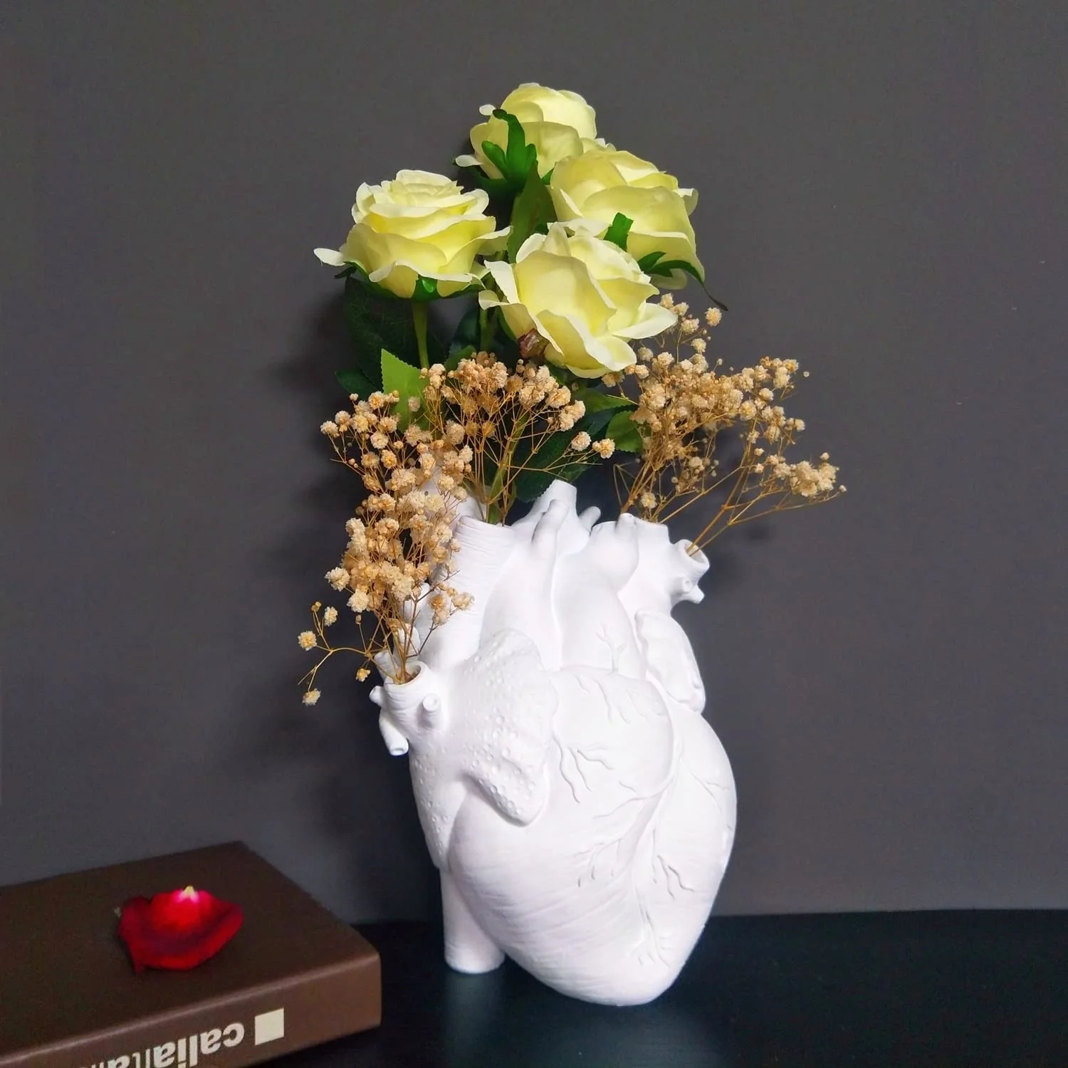 Modernes herzförmiges Harz Vase Dekor - Image 12