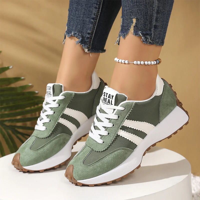 Nina – Casual Sneaker mit 4 cm Absatz und Retro-Stil - Image 9