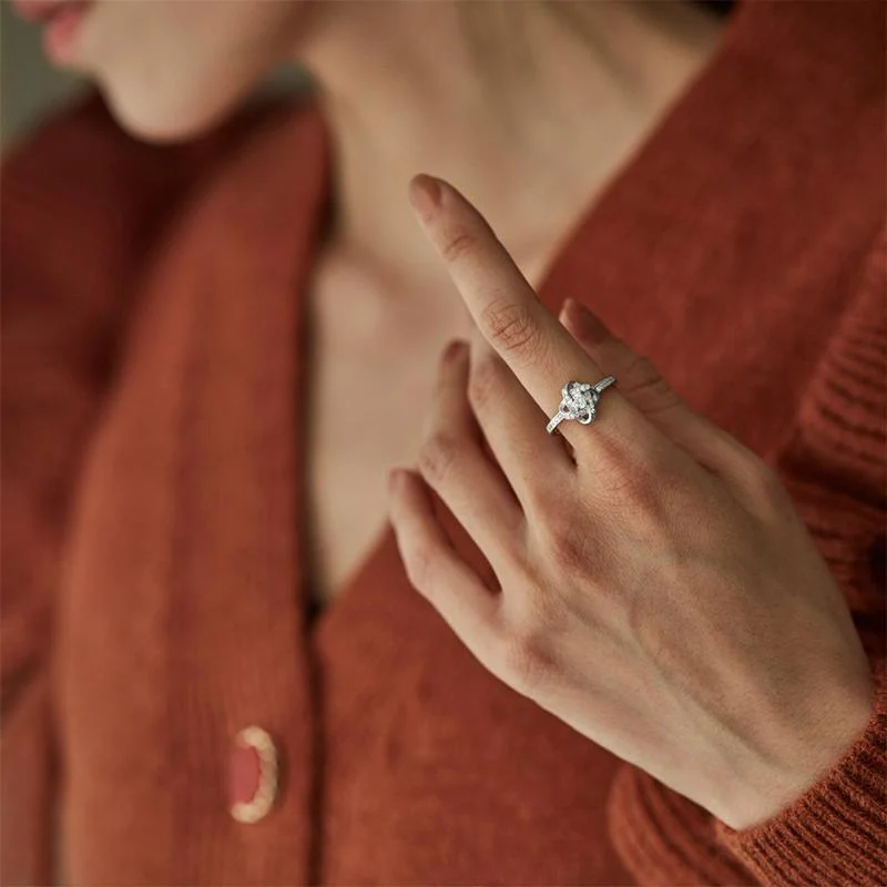 Ocerar™ Endless Knot Freundschaft Ring und Halskette | 50% RABATT - Image 2