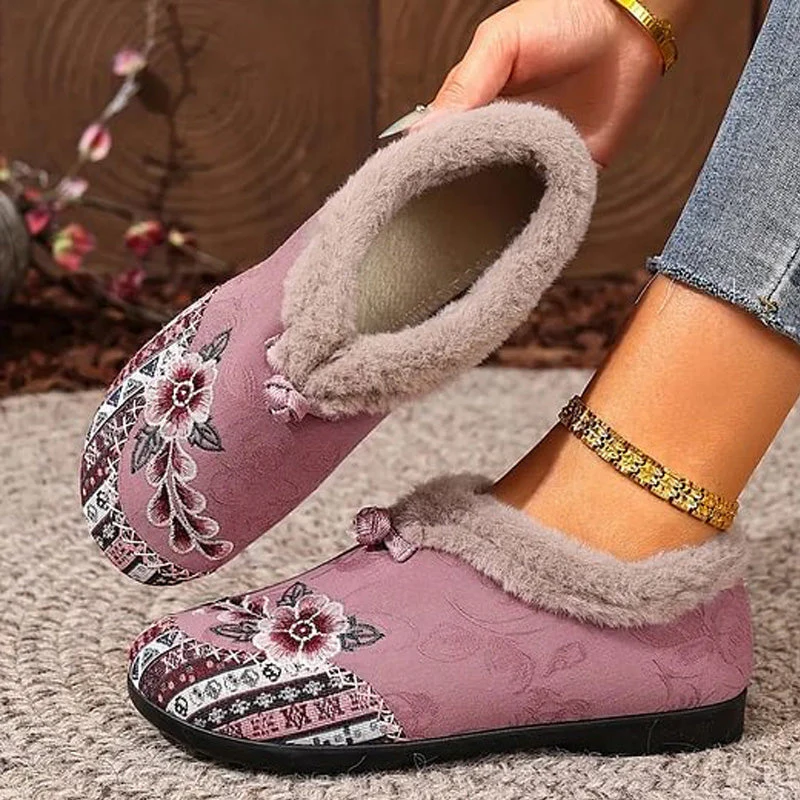 Sophie — Wärmeschuhe mit 3D-Stickerei und rutschfester Sohle - Image 6