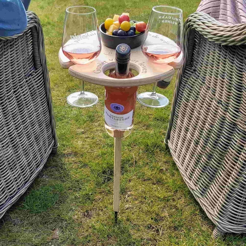 Vino™ - Faltbarer Picknicktisch mit Weinhalterung | 50% RABATT - Image 4